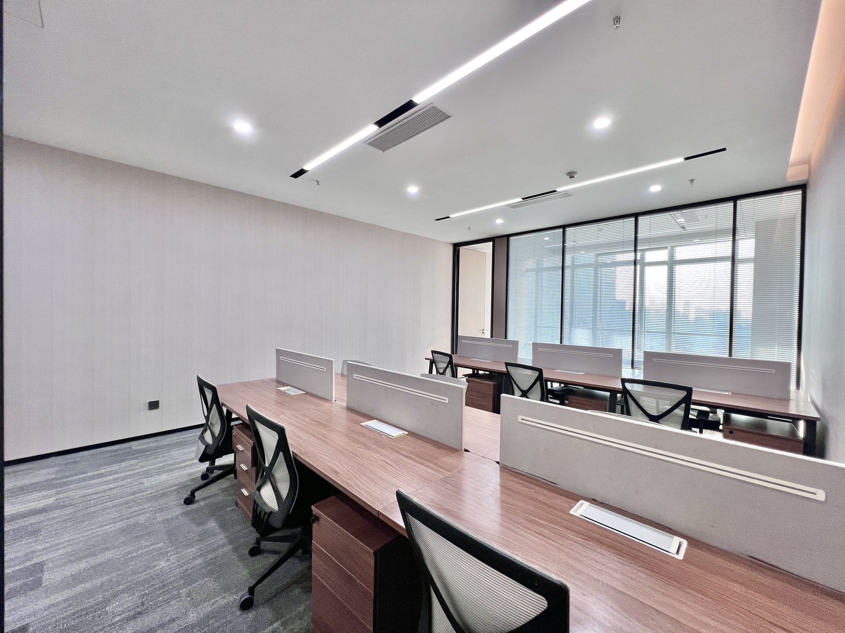 讯美科技广场130㎡办公室出租