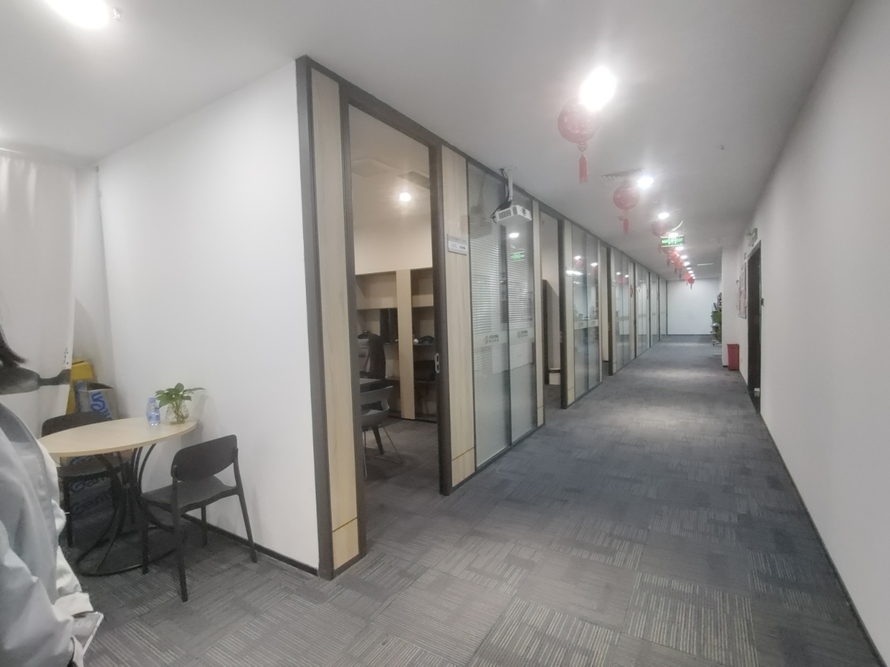 凯达尔大厦2580㎡整层出租