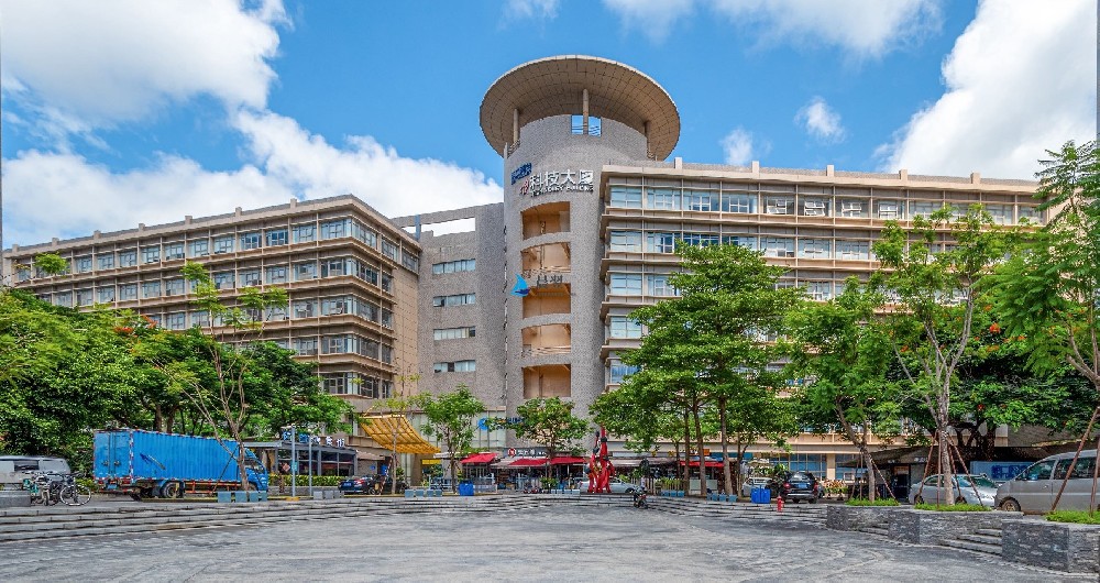 深圳4万㎡整栋商业物业出租｜科技大厦两栋整体空置 可做康养/联合办公/公寓