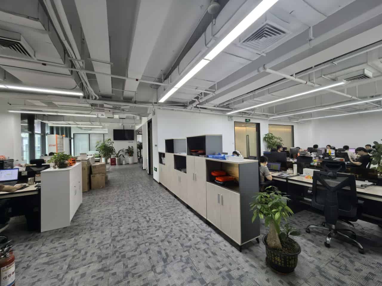 莲花广场563.23㎡办公室出租