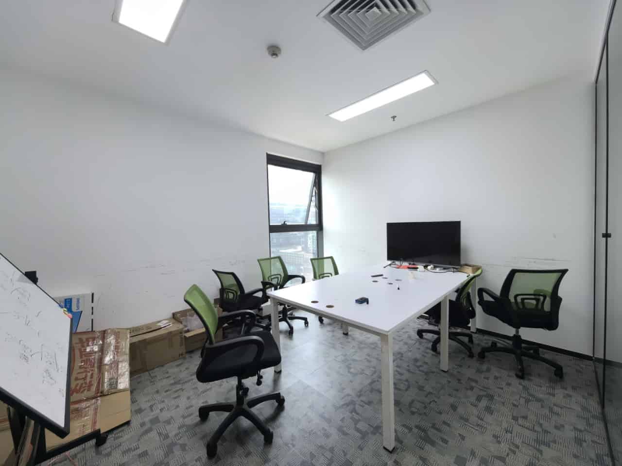 莲花广场563.23㎡办公室出租