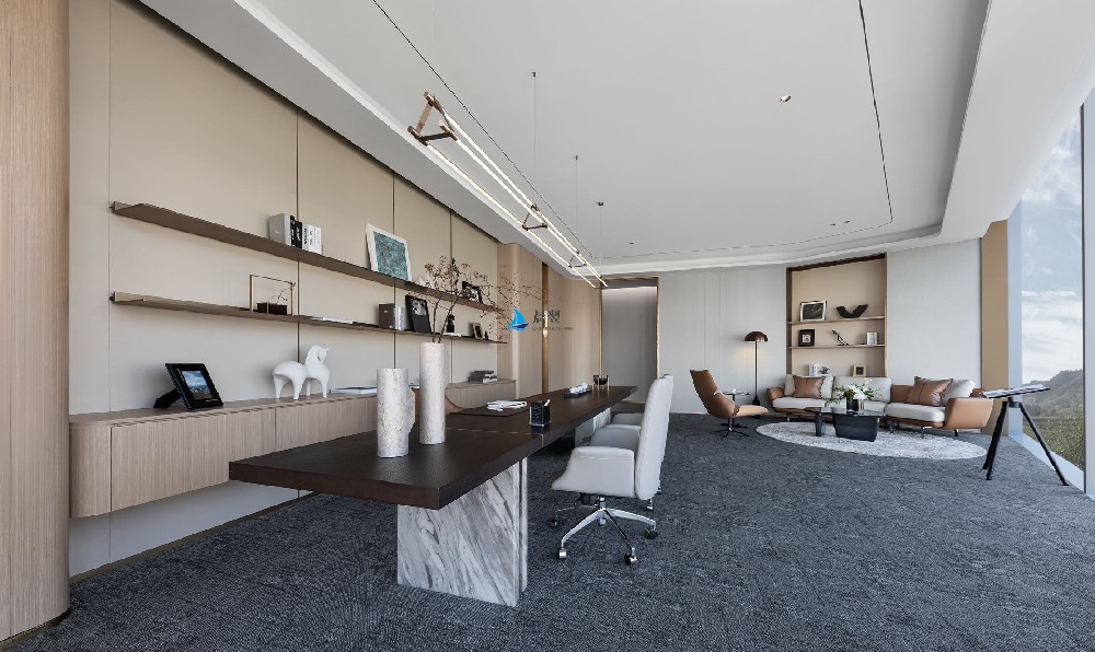 【寰侨商务大厦641.34㎡ 办公室出租】 178元/㎡含税 金融风精装 三面采光