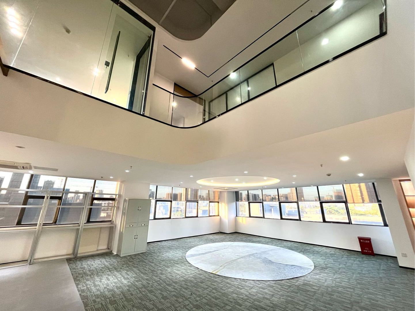 智恒产业园602㎡办公室出租