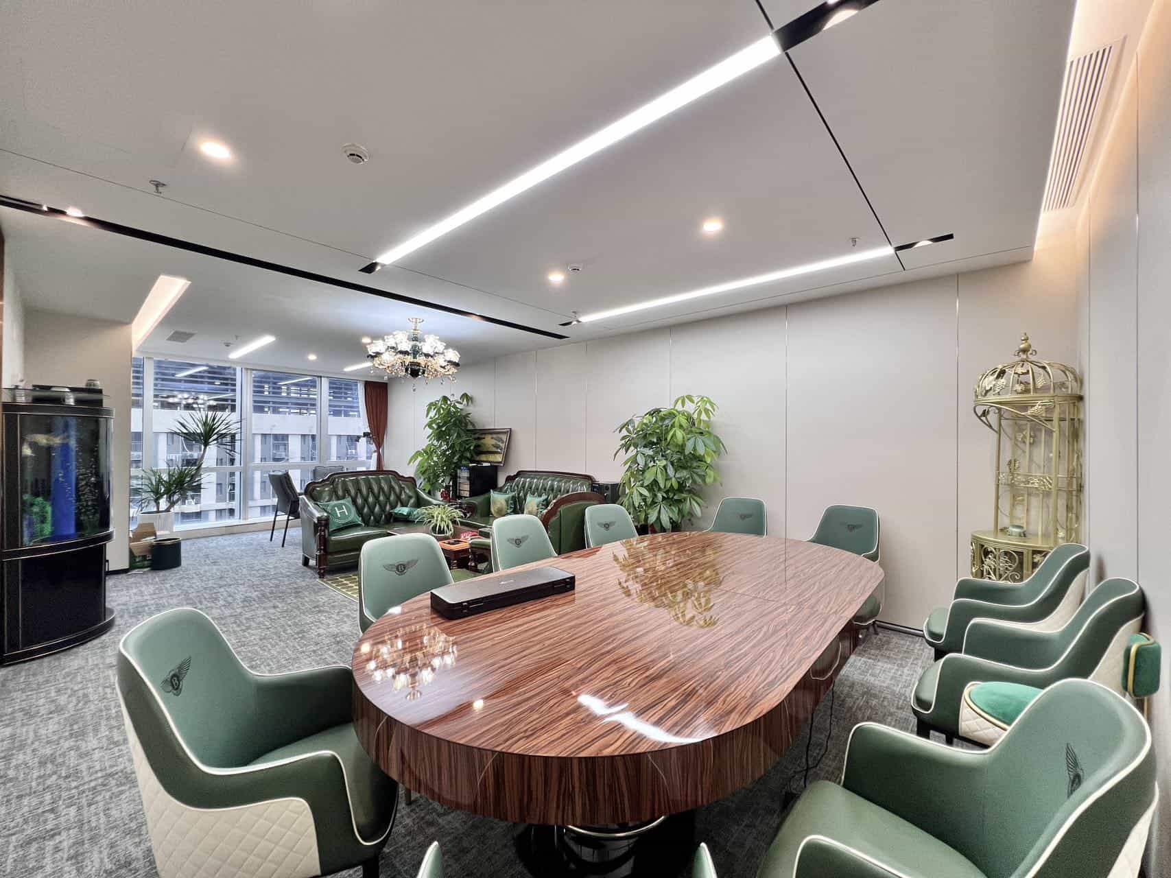 华润置地大厦628㎡办公室出租