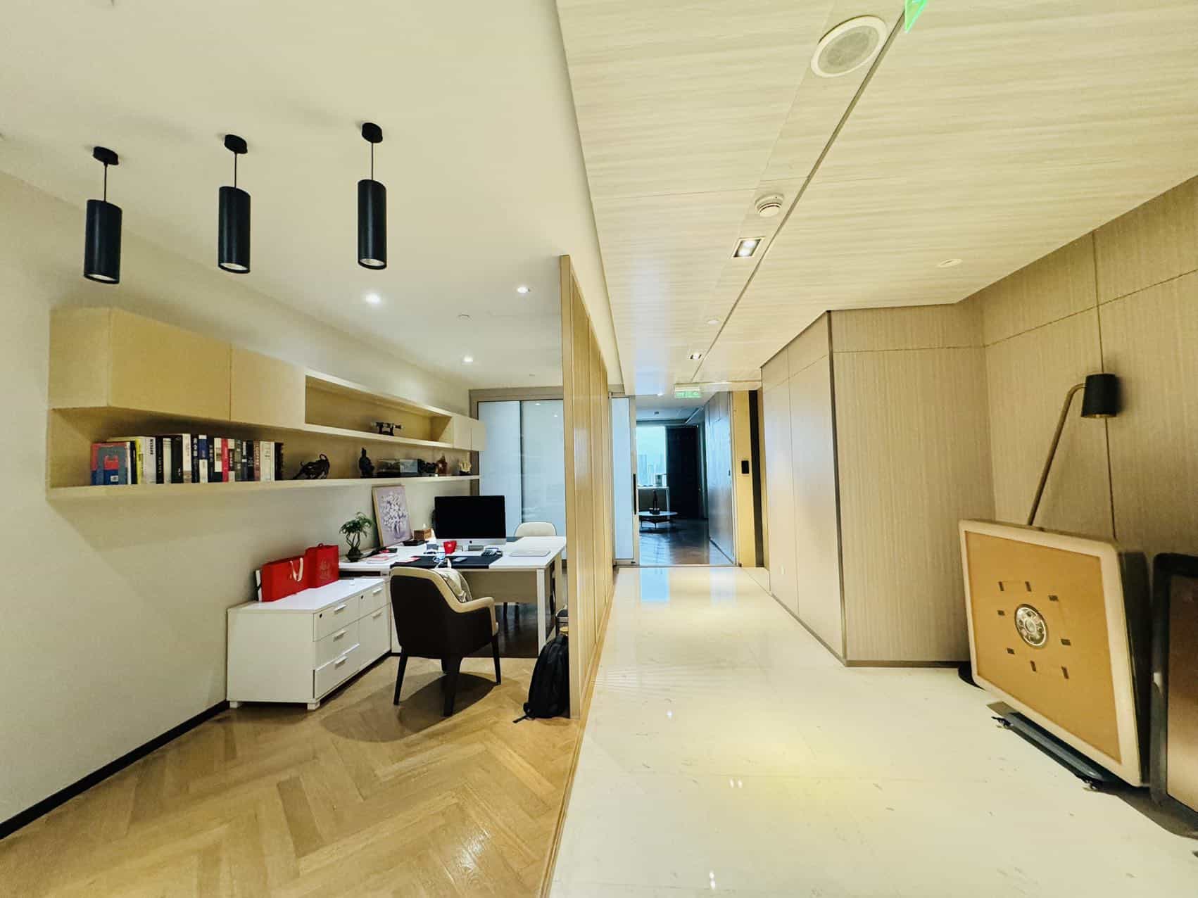 中洲控股中心1525㎡整层办公室出租