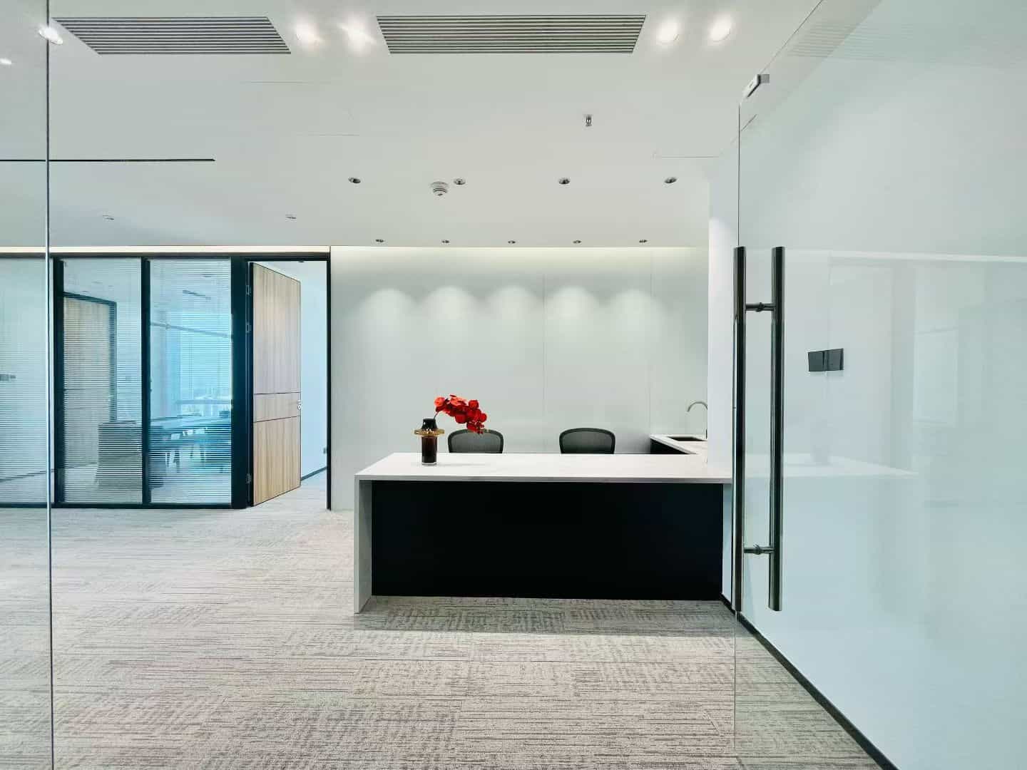 中洲控股中心392㎡办公室出租