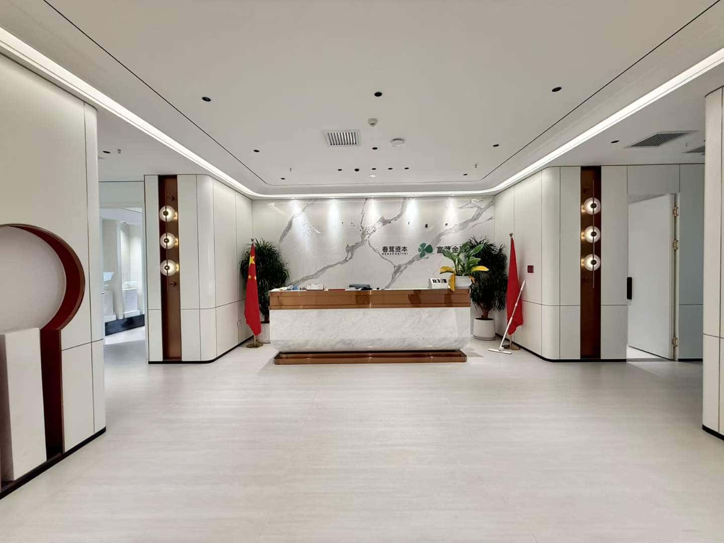 前海金融中心832㎡办公室出租