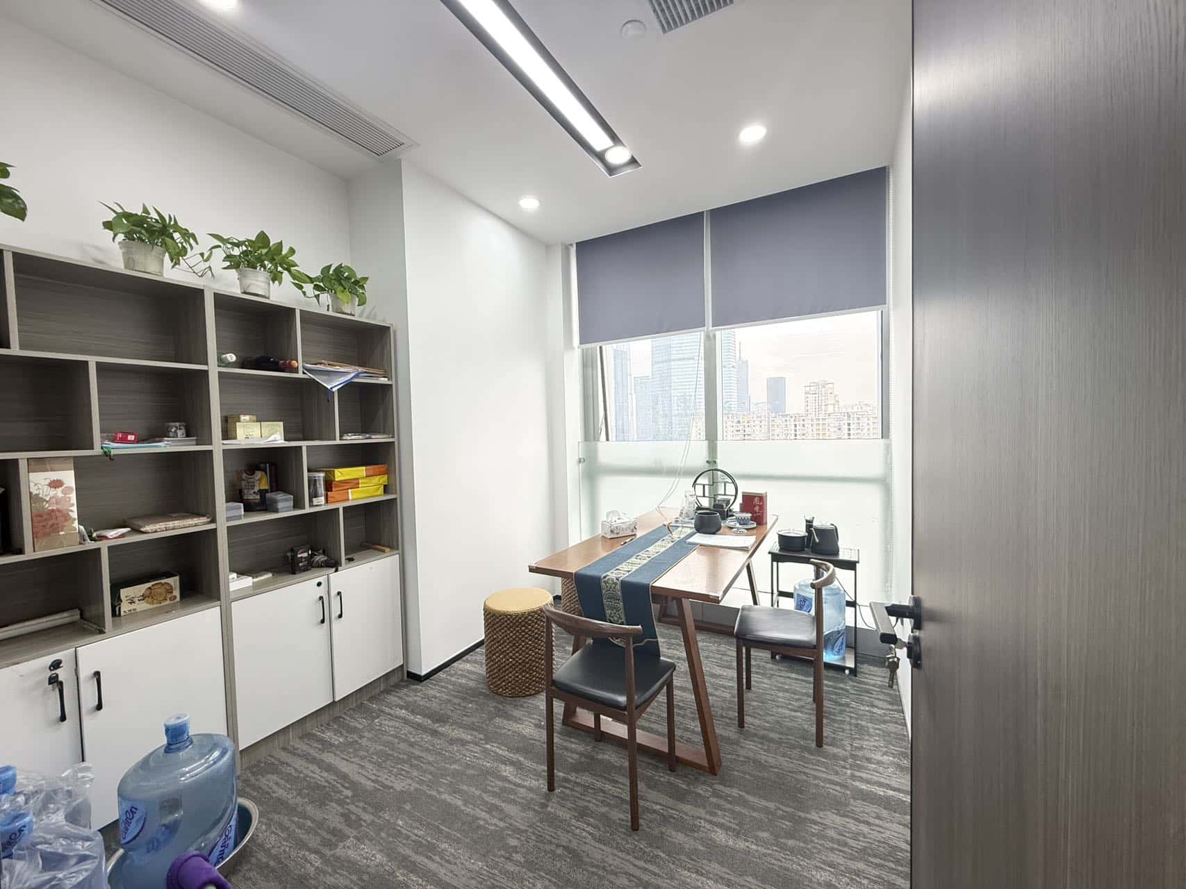 海岸大厦东座139㎡办公室出租