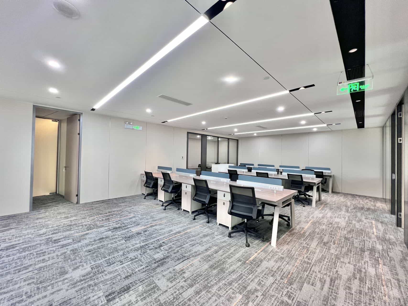 华润置地大厦578㎡办公室出租