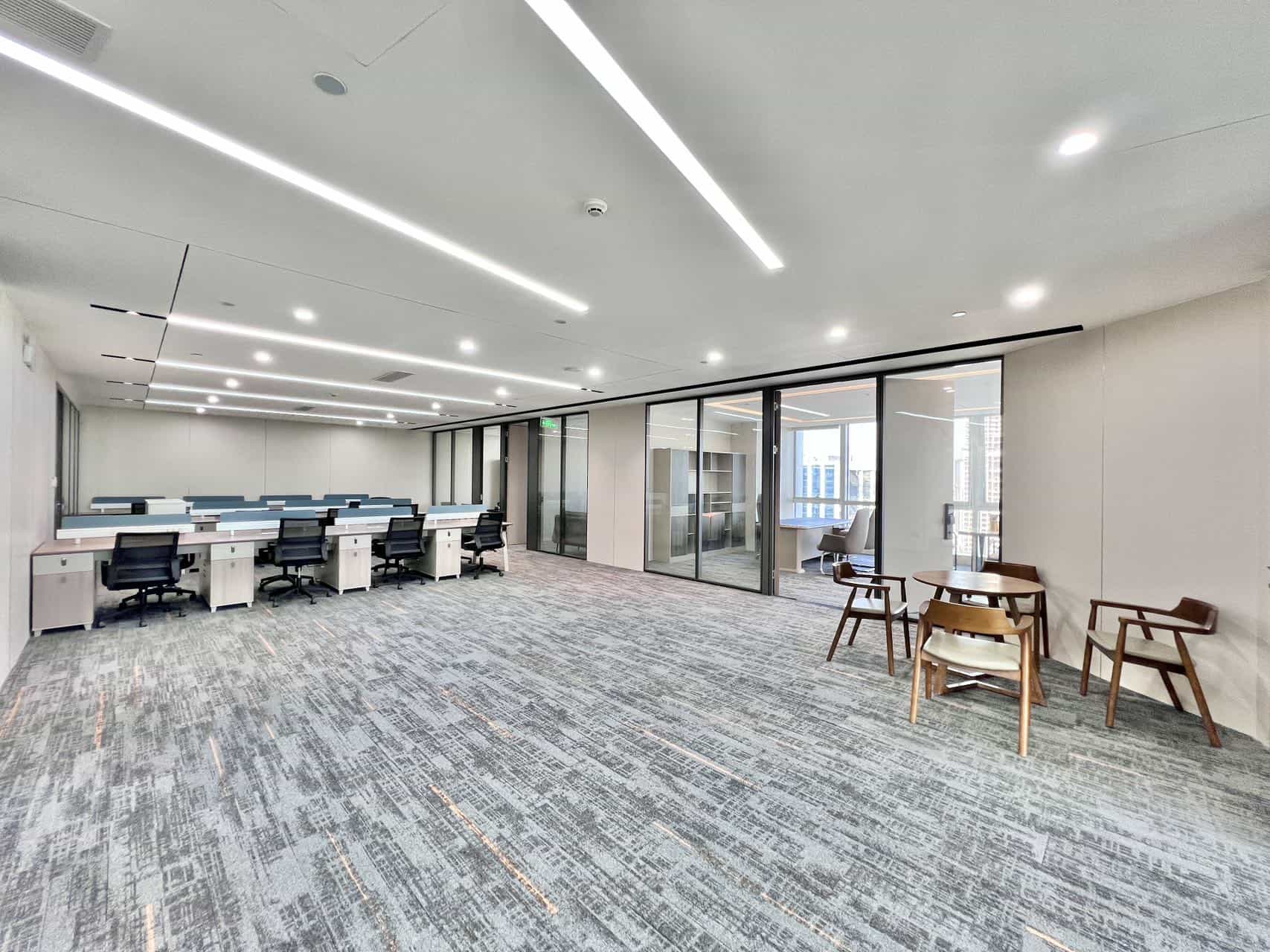华润置地大厦578㎡办公室出租