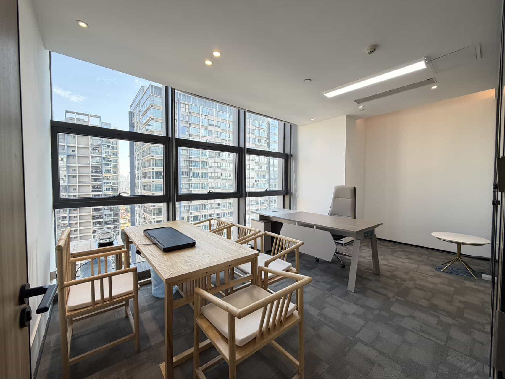 蘅芳科技大厦274㎡办公室出租