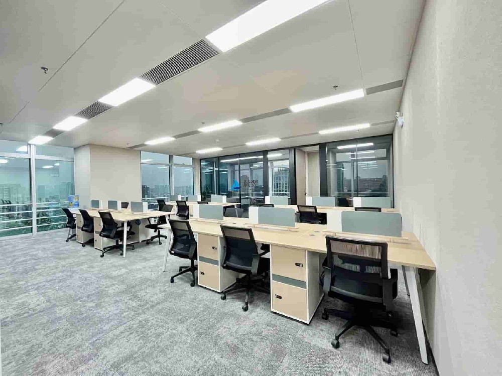 【碧桂园凤凰智谷265㎡办公室出租】 68元/㎡含税 带全套家私 海景