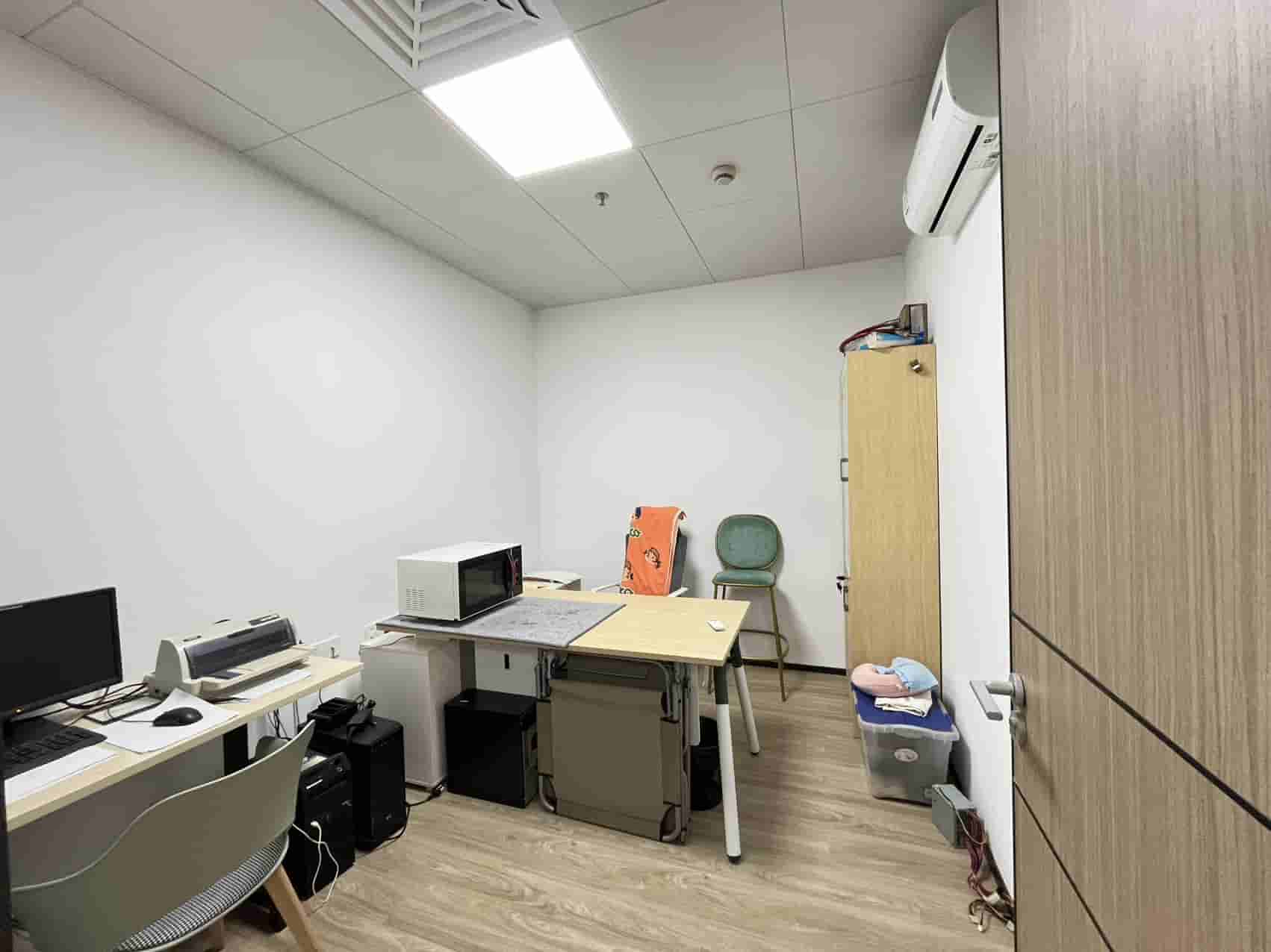 英达利科技数码园300㎡办公室出租