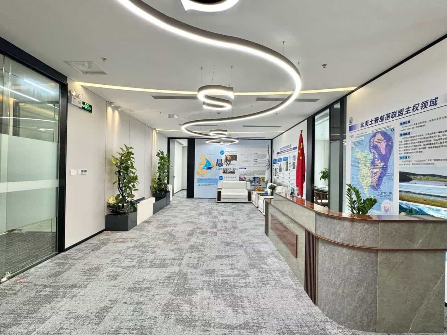 光峰科技大厦153m²·精装办公室出租