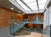 依托其独特的设计风格